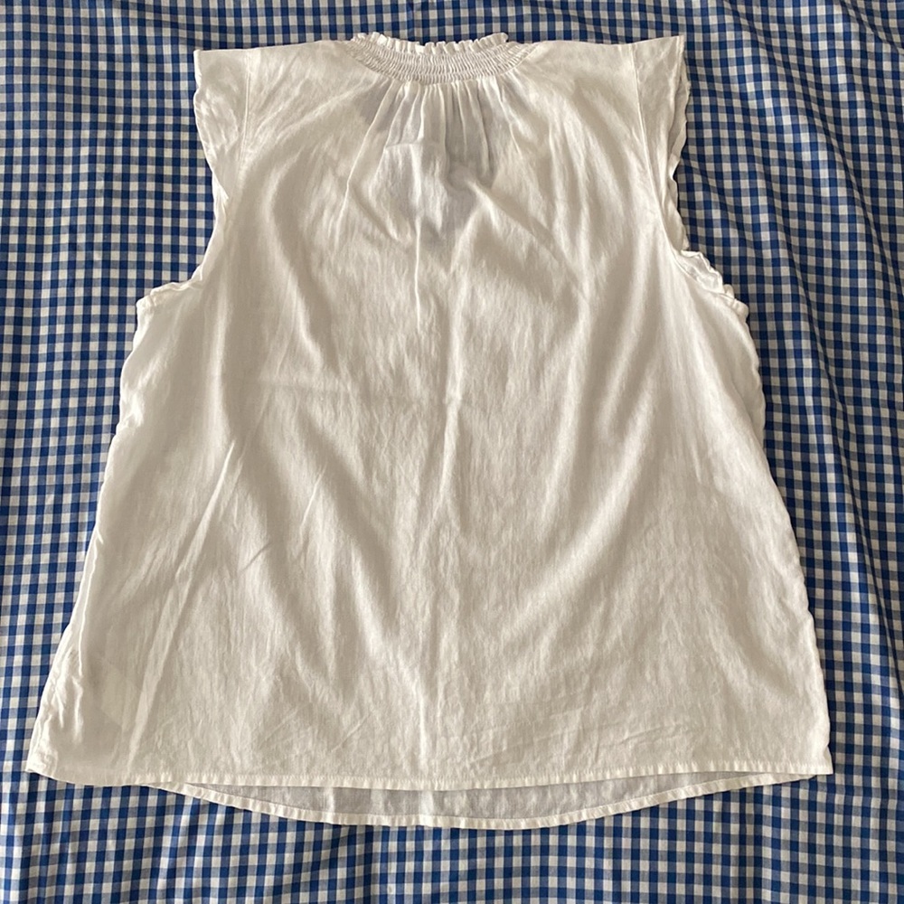 3/$15 Old Navy White Linen Cotton Shirt - Picture 4 of 5